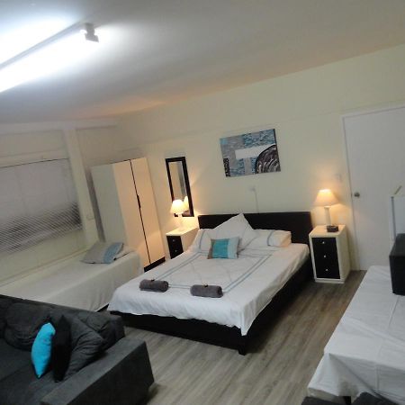 Cleveland B&B - Private Studio Room Extérieur photo